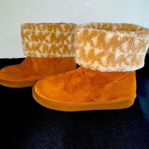 Micheal Kors Julia boots. Size 11, Used no box.